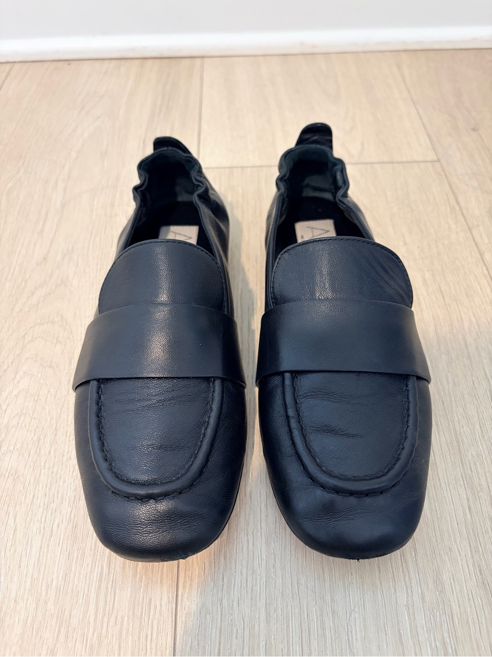 Black leather AGL Cristiana loafer